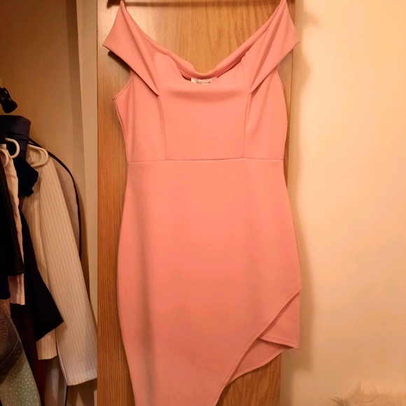 Off shoulder dress - Picture 1 of 3